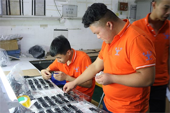 塑膠模具制造廠——博騰納力苛品質(zhì)，追求極致