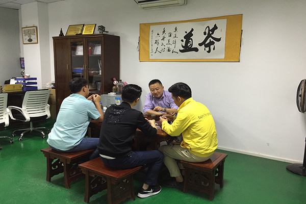 細(xì)心、仔細(xì)的塑膠模具制造廠(chǎng)家——深圳博騰納